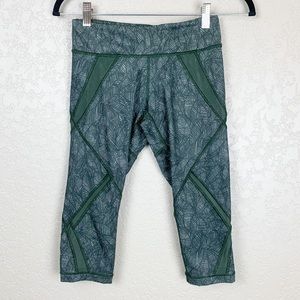 Lululemon Cool to Street green cropped leggings